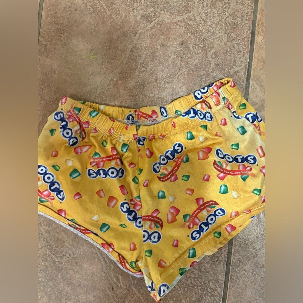 Colorful Dots women booty Shorts